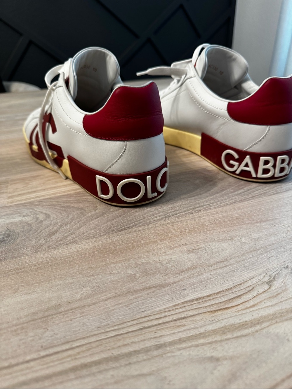 Dolce & Gabbana White Sneakers with Burgundy Logo - Picture 7 of 9